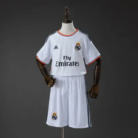 Completo Real Madrid Prima Divisa 13/14 Retro Bambino