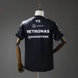 Camiseta Mercedes AMG Fórmula 1 2026 Negra con Lobo Hombre