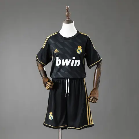 Conjunto Real Madrid Segunda Equipación 11/12 Retro Niños