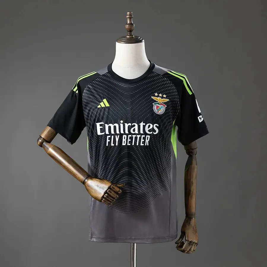 Camiseta de portero del Benfica 26/27 negra y gris - vista frontal