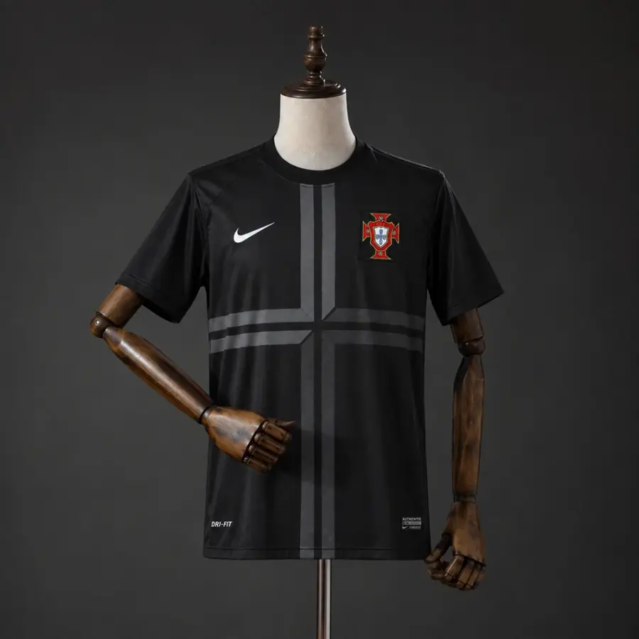 Camiseta Portugal 2013 Negra Retro