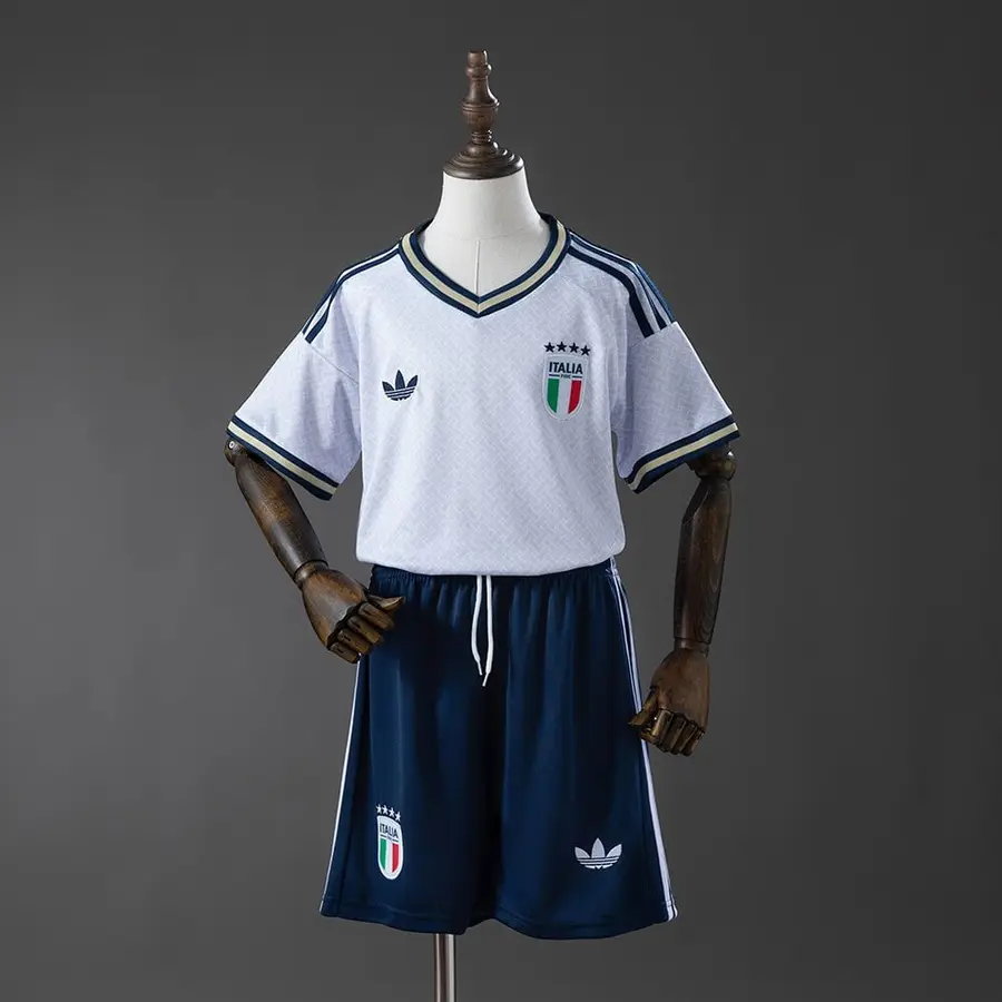 Italia Visitante Infantil 2026 Mundial - Bota de Oro Tienda