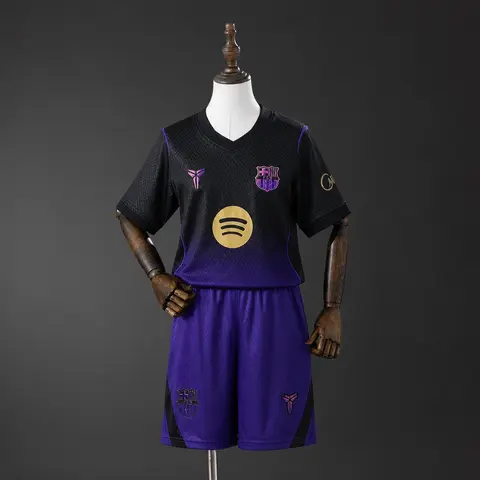 Conjunto Barcelona Segunda Equipación Kobe Bryant 26/27 Niños