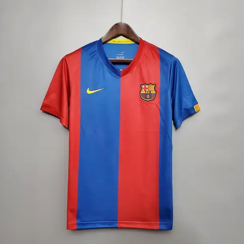 FC Barcelona Home Shirt 06/07 (Retro)