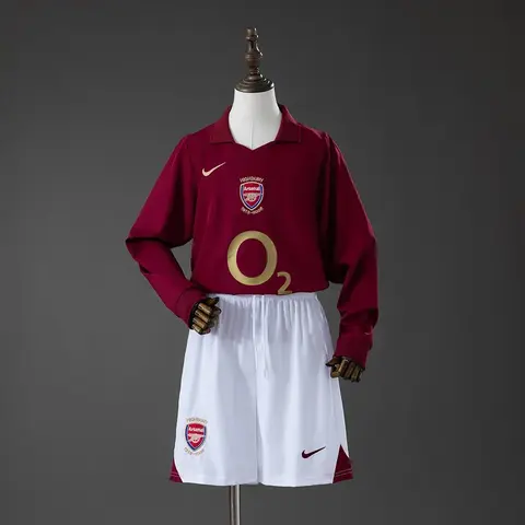 Conjunto Arsenal Primera Equipación 05/06 Retro Manga Larga Niños