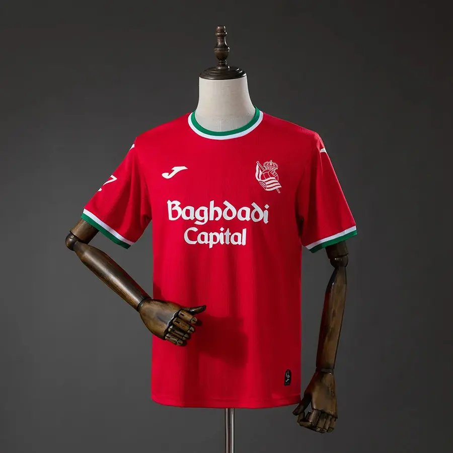 Camiseta Real Sociedad tercera equipación 26/27 roja - vista frontal