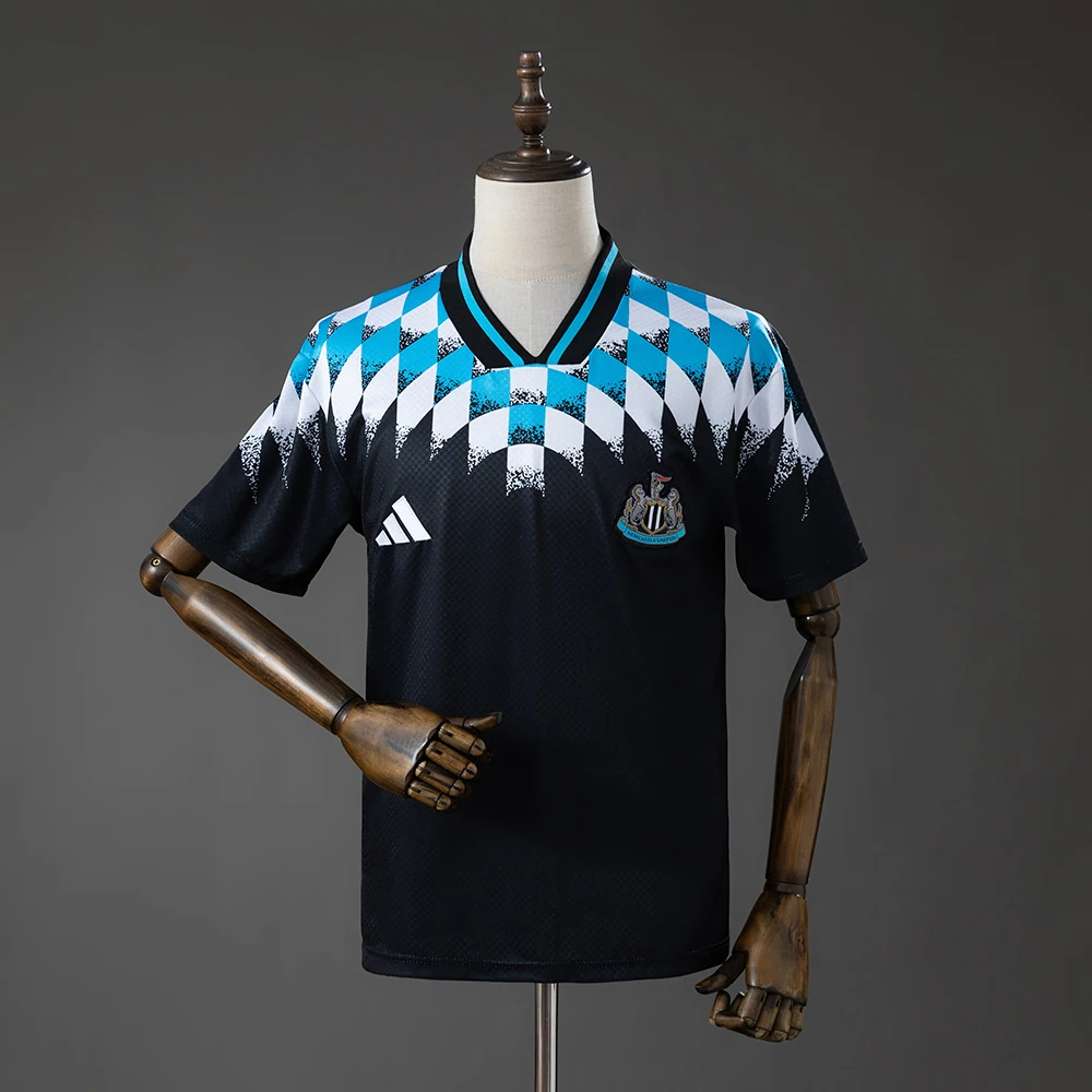 ユニフォーム Newcastle United ユニフォーム スペシャル 26/27 | Bota