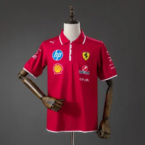 Polo Scuderia Ferrari F1 2025 Boutonné Homme