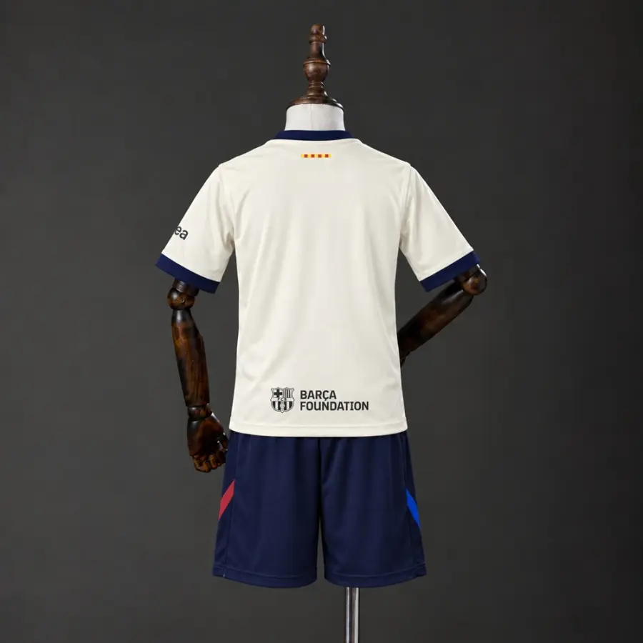 Conjunto Barcelona Cuarta Equipación 26/27 Niños