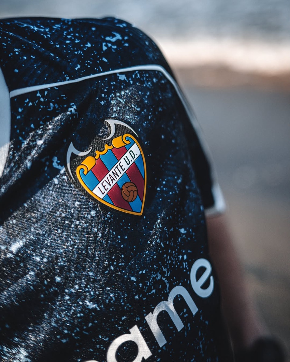 Redaktionelles Foto 7 — Levante UD 2026/27