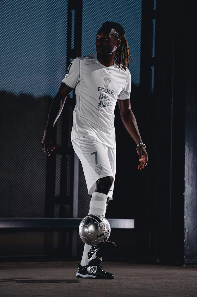 Editorial photograph 2 — Angers SCO 2026/27