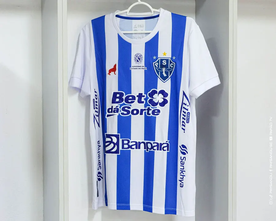 Paysandu 2026: Blaue Streifen und weiße Ärmel für die Bicolor