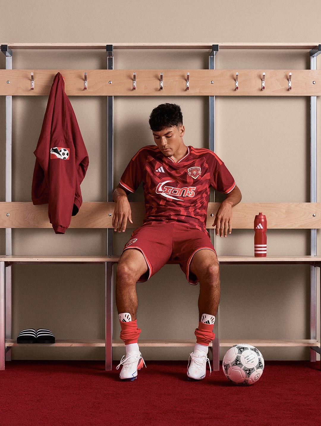 Editorial photograph 10 — MLS 2026