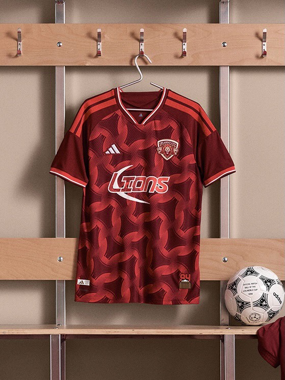 Editorial photograph 9 — MLS 2026