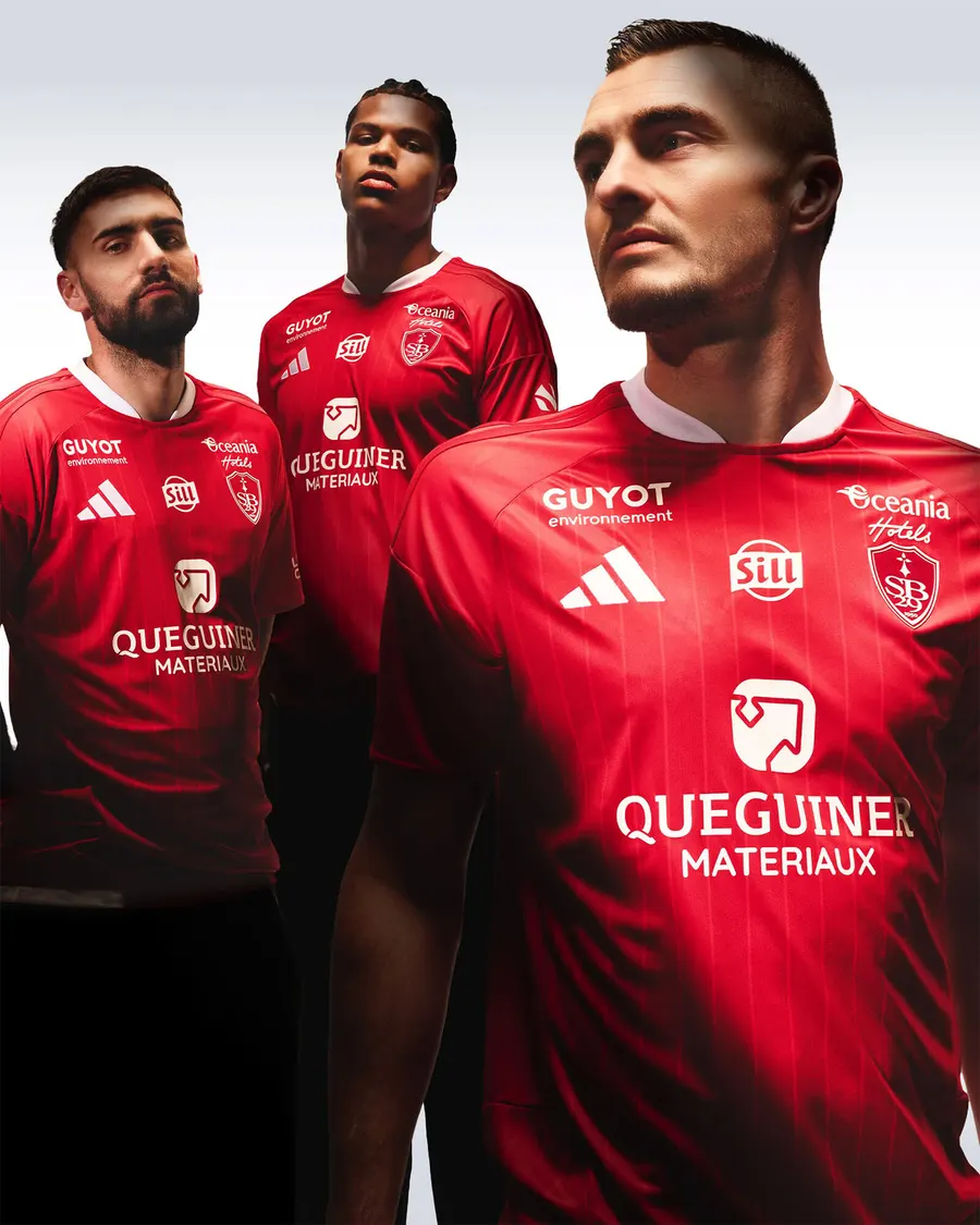 Brest 2026/27: three shirts, from red to navy