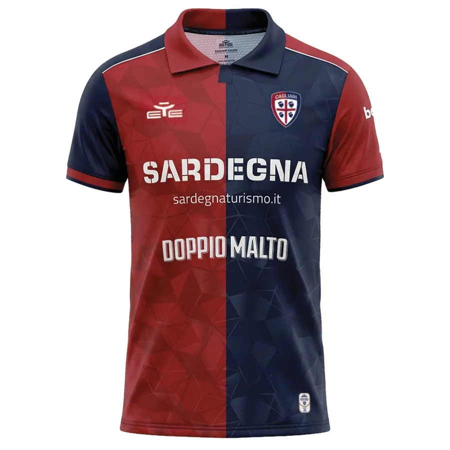 Cagliari 2026/27: drei Trikots, von Rot-Blau bis Sand