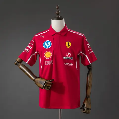 Scuderia Ferrari F1 2025 Poloshirt mit Reißverschluss Herren