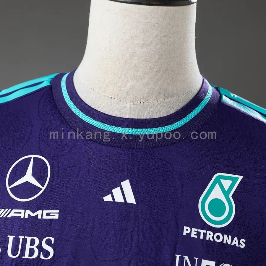 Camiseta Mercedes AMG Fórmula 1 2026 Morada Hombre