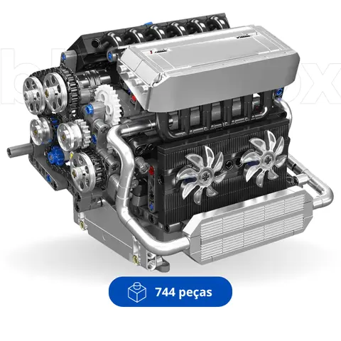 Motorized German Inline-6 Engine | 744 pieces
