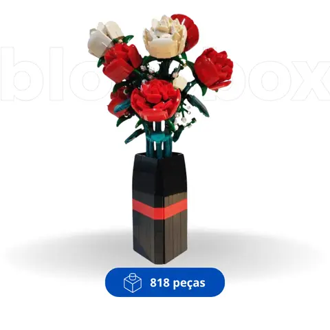Roses in a Vase | 818 pieces