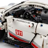 Porsche 911 RSR