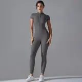 Volupie Zip Jumpsuit | Mono Deportivo Manga Corta con Cremallera