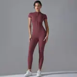 Volupie Zip Jumpsuit | Mono Deportivo Manga Corta con Cremallera