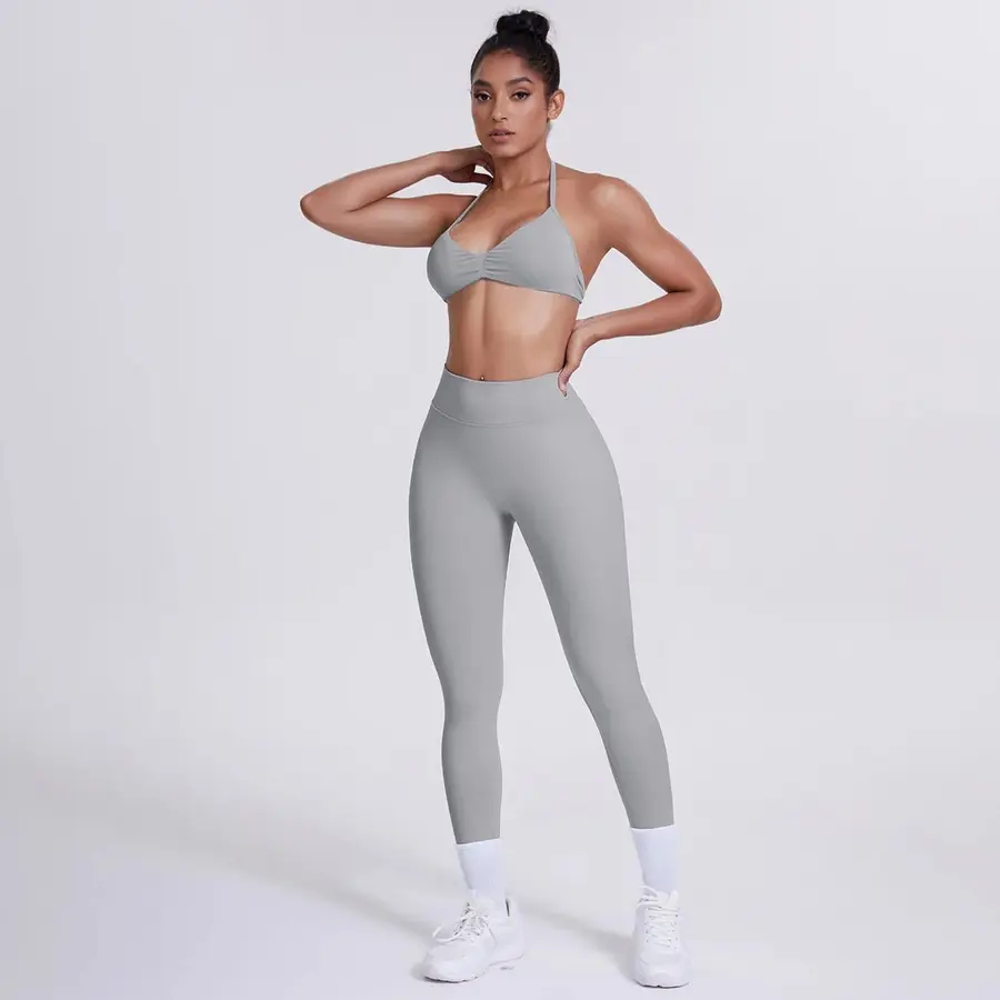 Volupie Bare Back Set | Conjunto Top Halter Espalda Abierta + Legging Scrunch