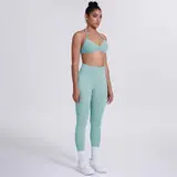Volupie Bare Back Set | Conjunto Top Halter Espalda Abierta + Legging Scrunch