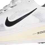 Nike Air Zoom Vomero 18 White and Beige Green Running Shoes