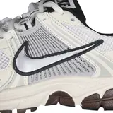 Nike Air Zoom Vomero 5 Beige and Brown Running Shoes - White/Brown