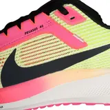 Nike Air Zoom Pegasus 40 Green and Pink Running Shoes