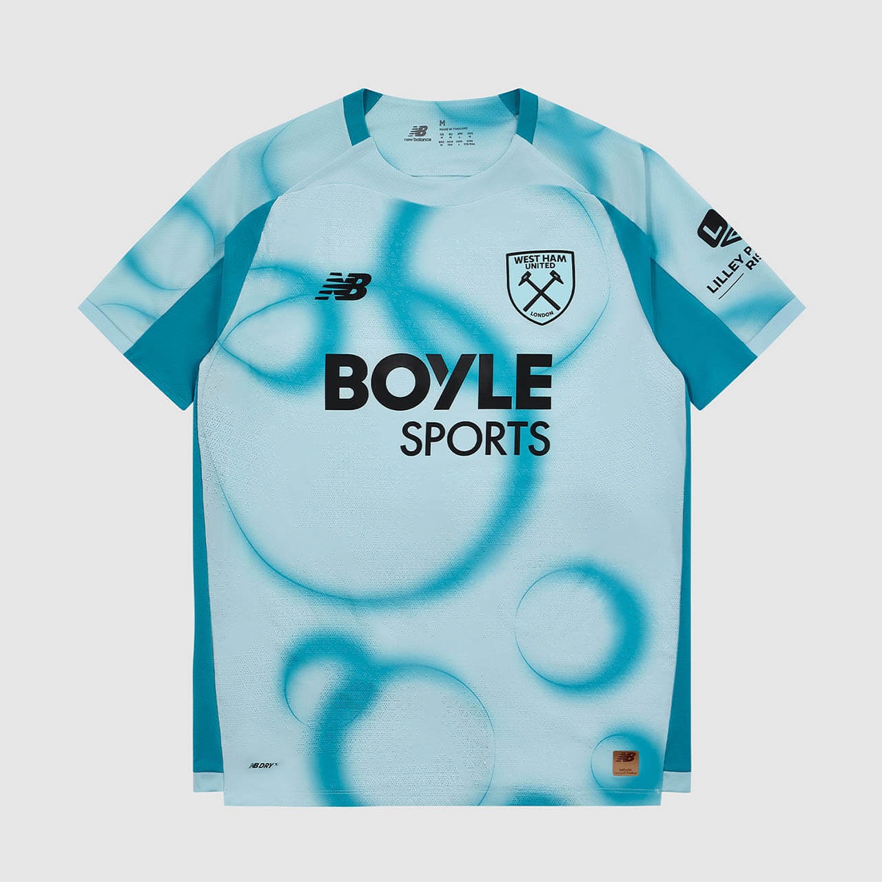 West Ham 2026/27: bubbles take over the third shirt — Kit details.