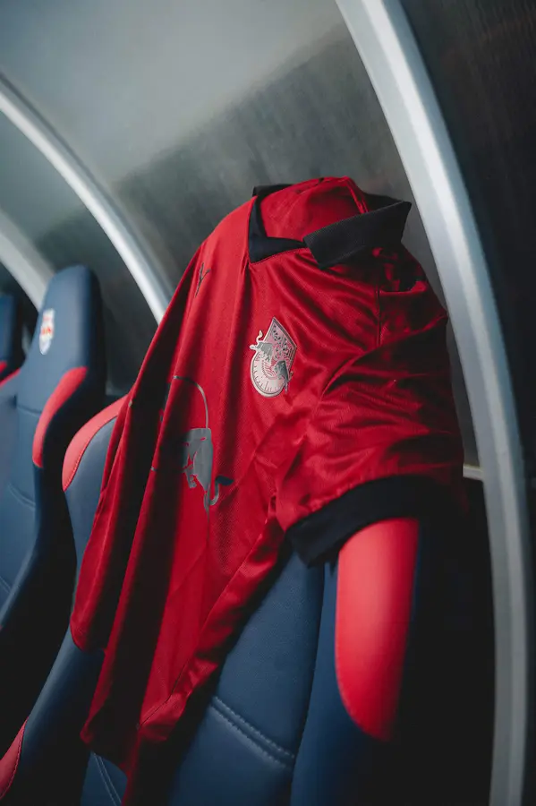 Bragantino 2026/27: wine and black for the third kit · 9