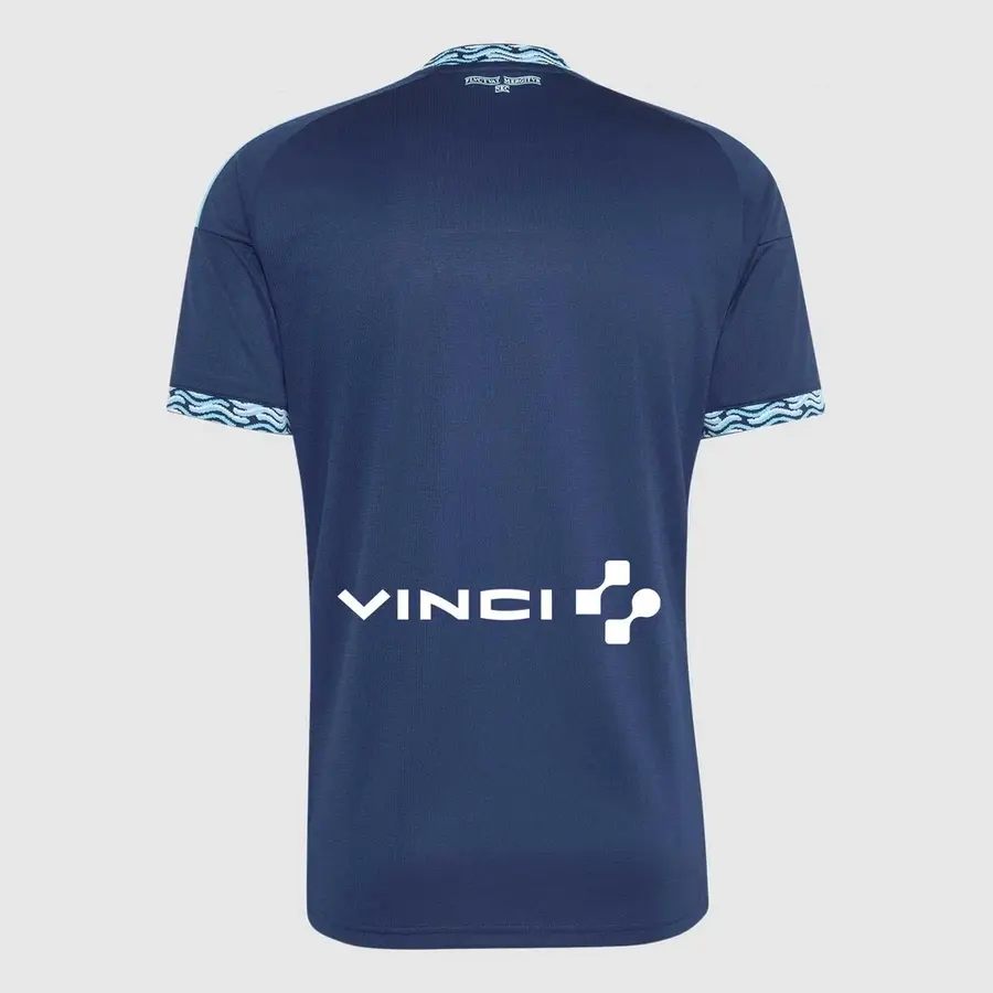 Paris FC 2026/27: two blues and a wavy edge · 2