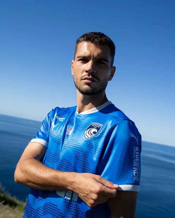 Santa Clara 2026/27: dal rosso alle onde blu · 11