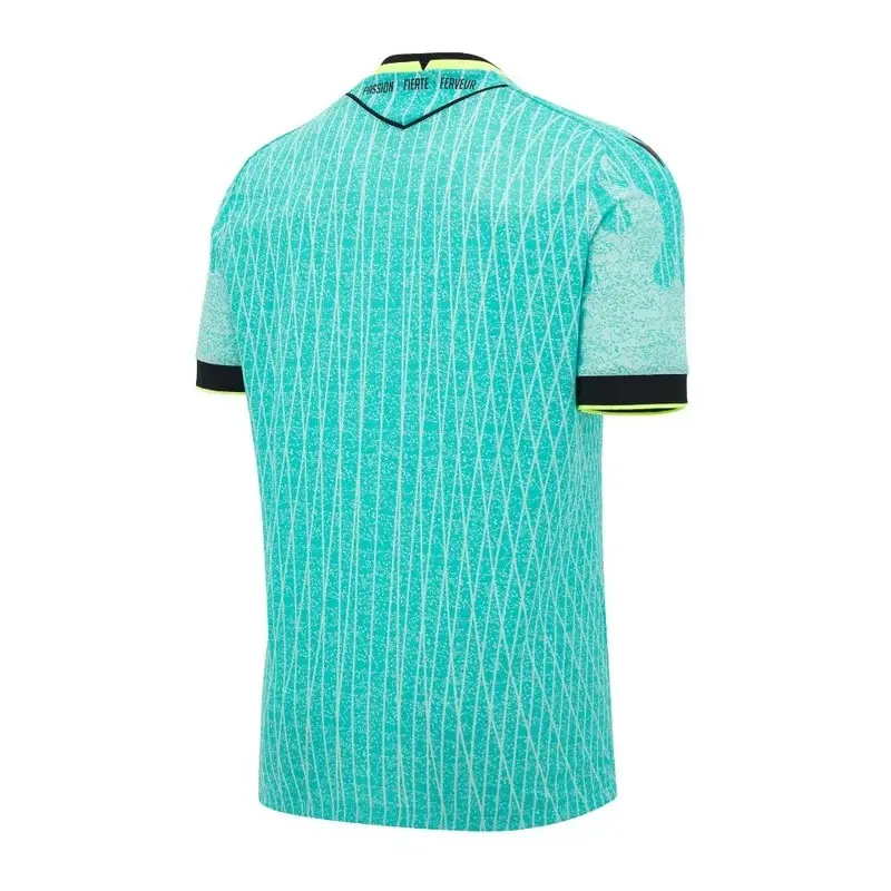 Standard 2026/27: three colours, three approaches to kit design · 17
