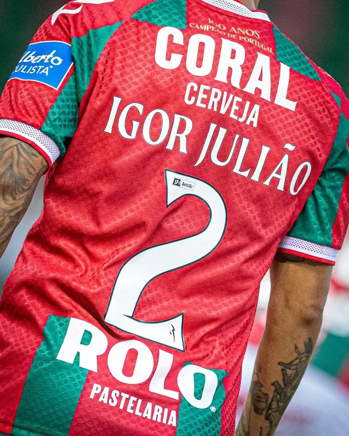 Marítimo 2026/27: red and green with visible texture · 3