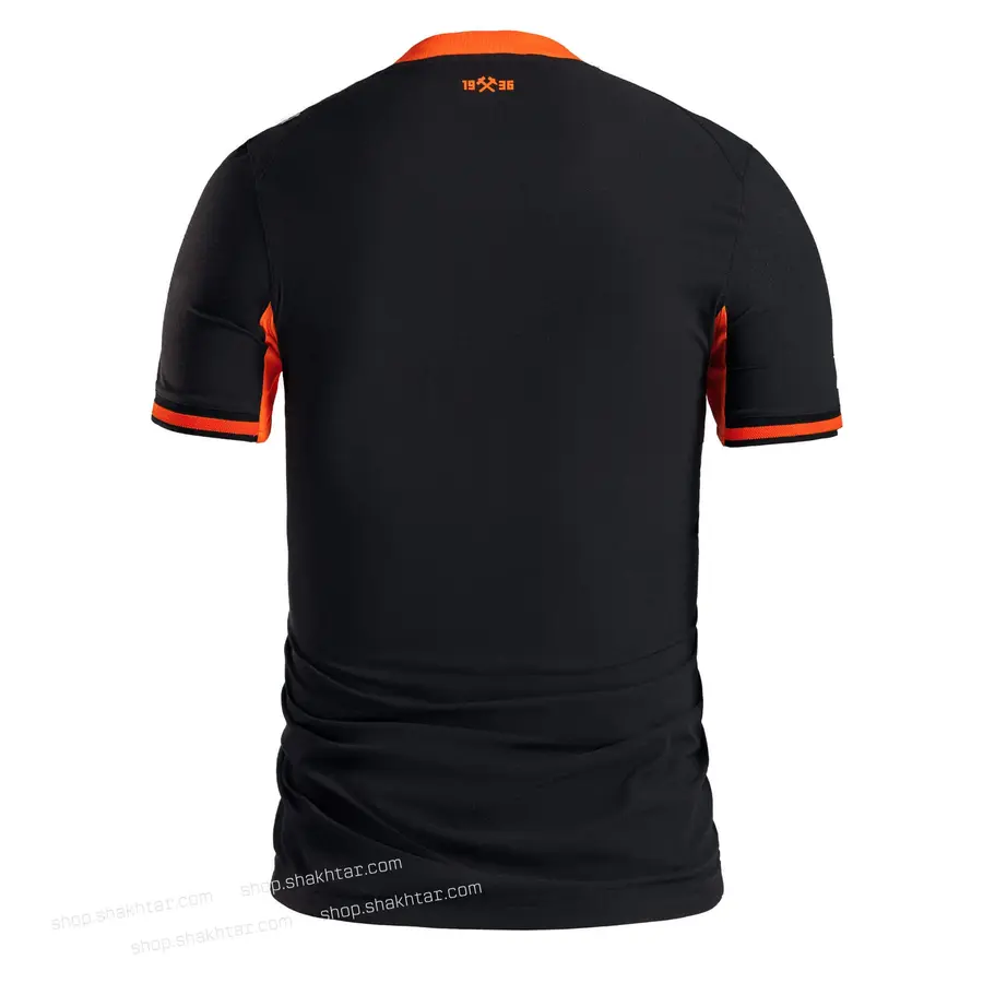 Shakhtar 2026/27: black and orange on the third kit · 4