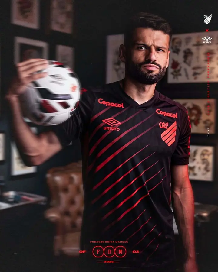 Athletico 2026: red diagonals on the third shirt · presentation photographs