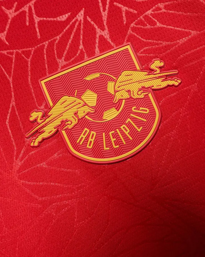 RB Leipzig 2026/27: away shirt · 5