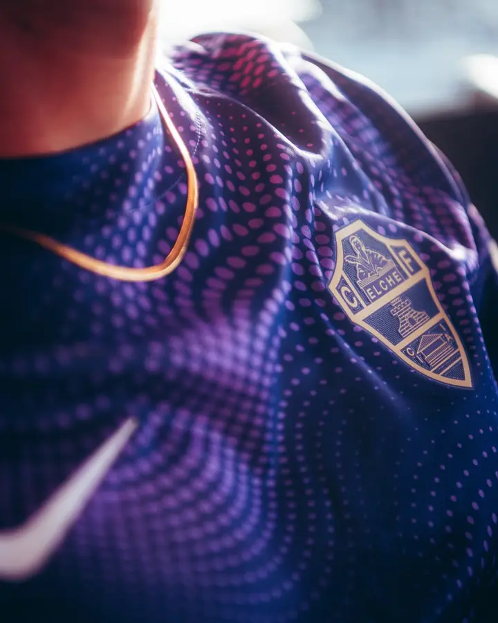 Elche 2026/27: away shirt · 6