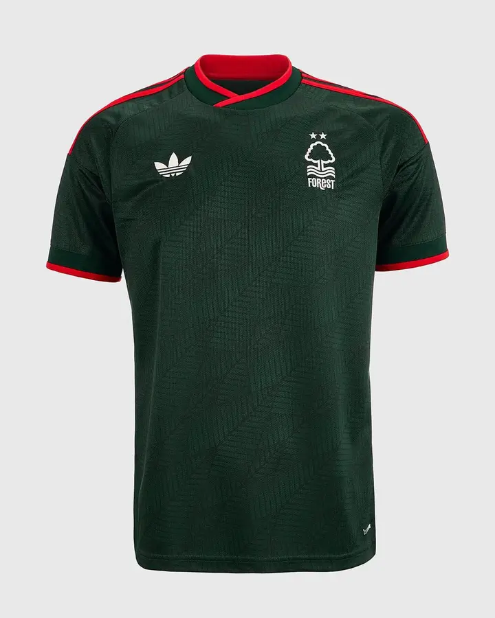 Nottingham Forest 2026/27: Auswärtstrikot · 3