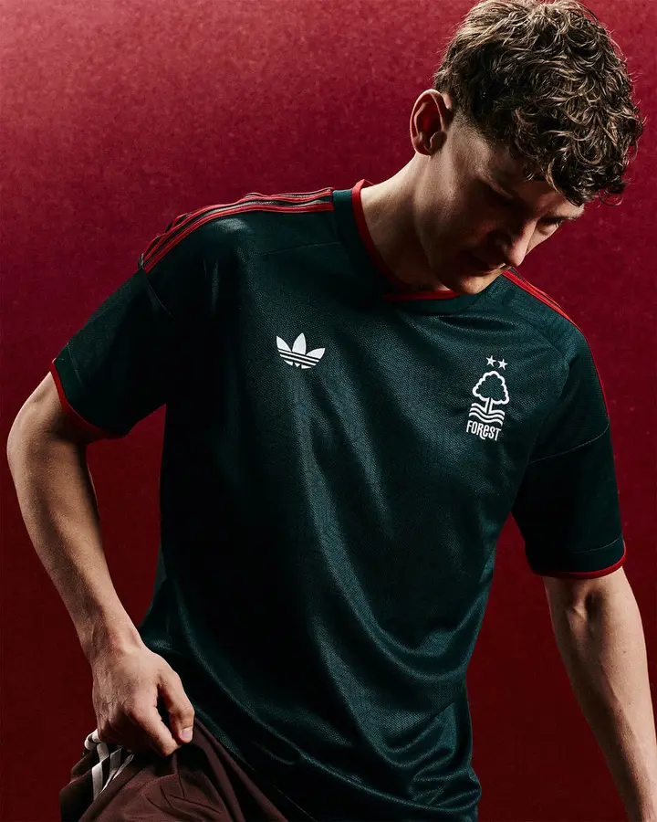 Nottingham Forest 2026/27: Auswärtstrikot · 2